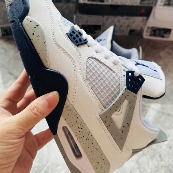 ✨Jordan 4 Retro "Midnight Navy" ✨ - Picture 3 of 7